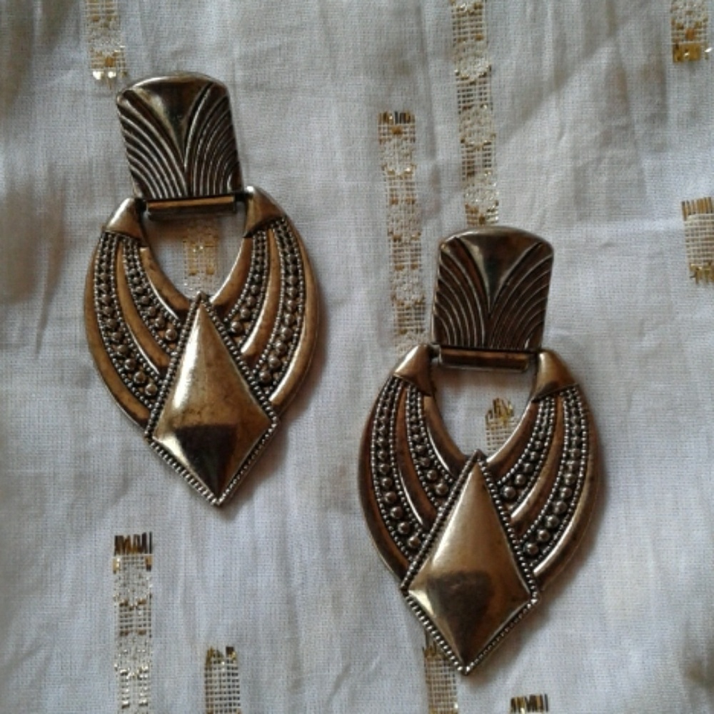 Earrings - Picture 3 of 3